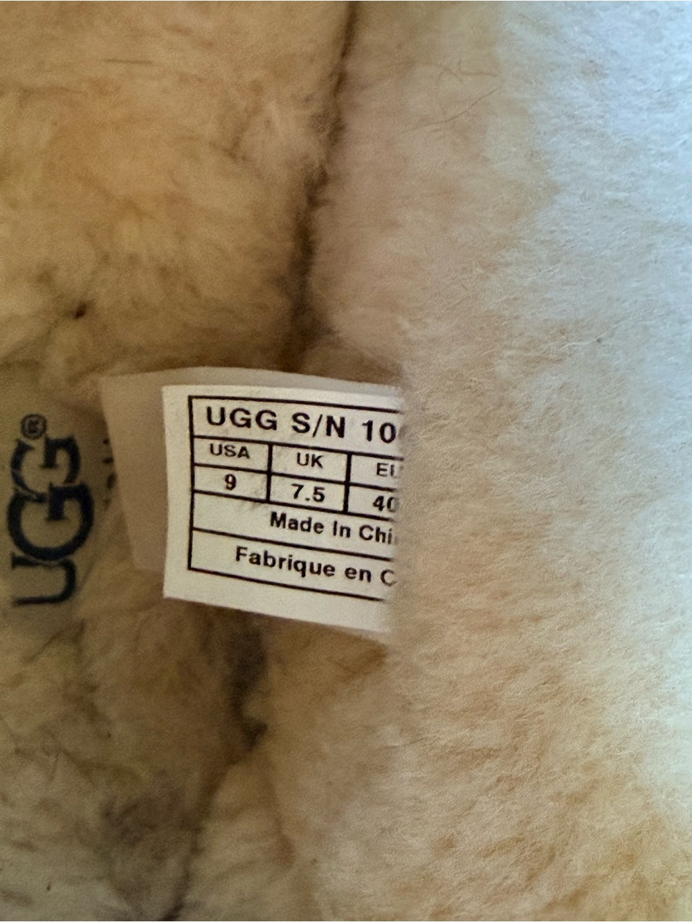 UGG Women’s Alena Slipper / Moccasin Versatile Worn Up or Down - Picture 12 of 12